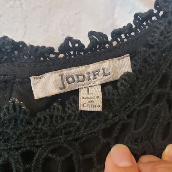 JODIFL Sleeveless Flowy Shift Dress Lace Top - Picture 5 of 8